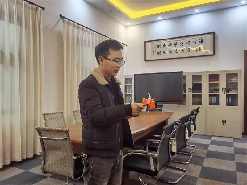 优秀员工